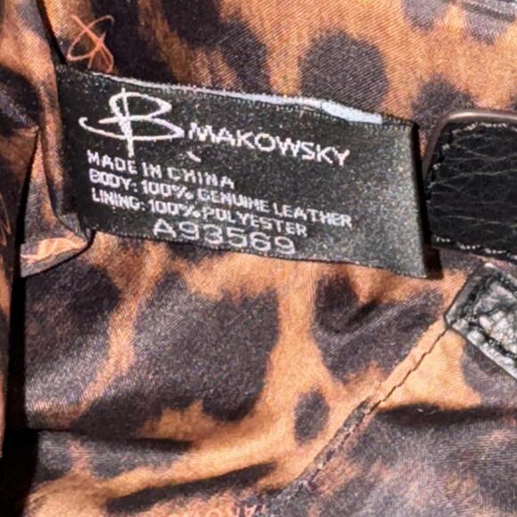 B. Makowsky Black Pebble Leather Shoulder Bag A93569 - Picture 7 of 8